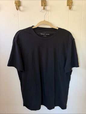 Everlane Classic Black Crewneck T-Shirt